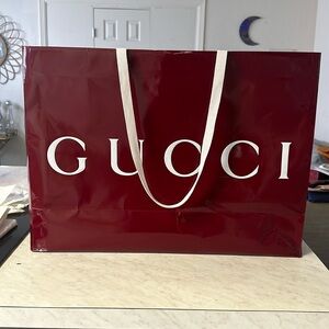 🧨✨Luxury Designer Bags and Boxes for Sale!
GUCCI EXTRA LARGE BAG  FOR SALE✨🧨
